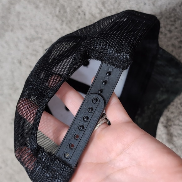 NWOT Cabela's Camo Hat OSFM Hunter Green and black Mesh Back Adjustable - Picture 3 of 7